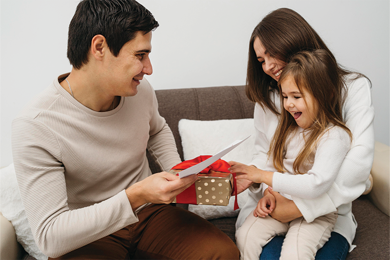 Tips To Choose The Perfect Gift For National Children’s Day UK